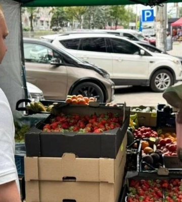 Такий продаж заборонено: у Дніпрі під прицілом овочі та фрукти