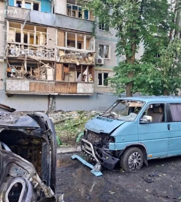 Двое маленьких детей среди пострадавших от атаки рф на Запорожье, уничтожен тепловоз