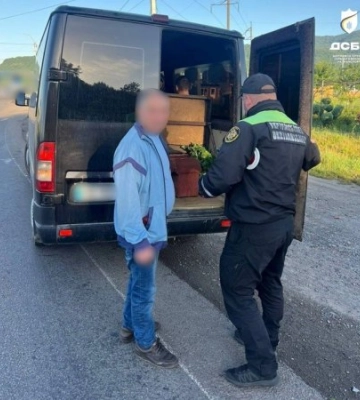 Пасажирів возили без ліцензій: у Хусті викрили трьох нелегальних перевізників