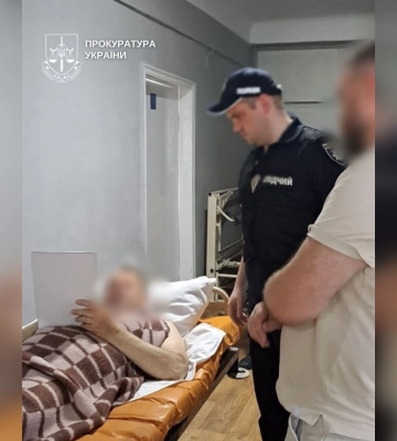 Водитель Mercedes, совершивший смертельное ДТП в Киеве, задержан, он находится под конвоем, - полиция