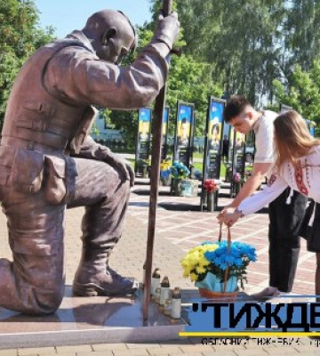 У Тростянці випускники прощаються з школою