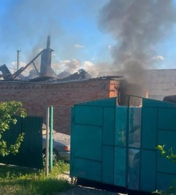 Более 40 ударов за сутки: РФ атаковала Днепропетровщину дронами и артиллерией, ранены 6 человек, среди них ребенок