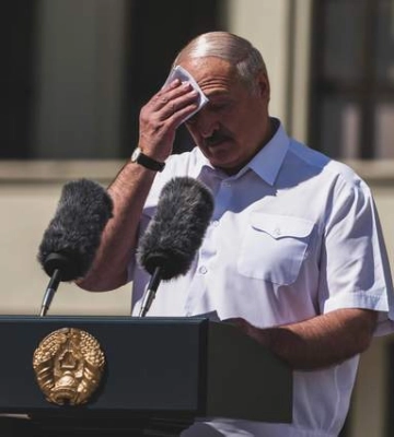 Не хотим быть фаршем, – Лукашенко вдруг пошел против Путина, но странно обратился к соседям