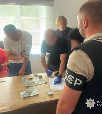 Налагодили схему поборів за встановлення інвалідності: на Волині затримали меддиректора лікарні та його спільника