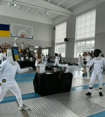 Мушкетери ХХІ століття: як у Мукачеві стартував видовищний фінал «Mukachevo Fencing Cup – 2026»