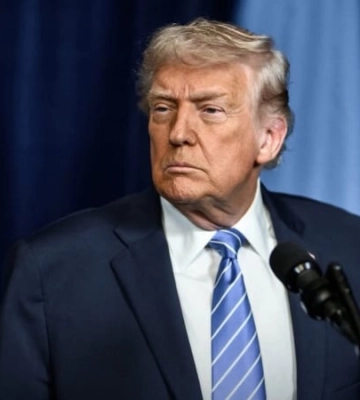 Трамп предлагает передать американцам долю в ИИ-гигантах