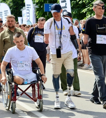 У Новояворівську під час забігу «Нація Вільних» зібрали 650 тисяч гривень для реабілітаційного відділення лікарні