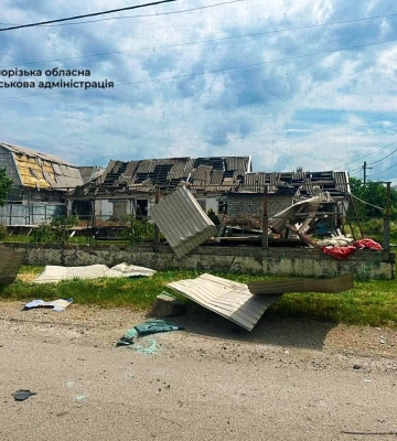 КАБи вдарили біля зупинки у передмісті Запоріжжя: є загиблі та поранені