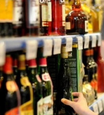 На Волині оштрафували власницю магазину за продаж пива підліткам