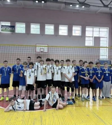 У Миколаєві відбувся чемпіонат Миколаївської області з волейболу серед юнаків та дівчат