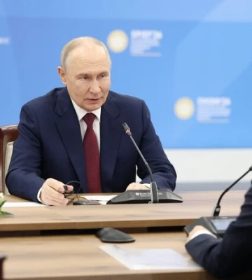 Путін поводиться все більш дивно, це лякає до нестями – The Independent