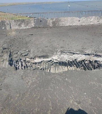 В'їзд до Криму під загрозою: ЗСУ вдарили по мосту біля Джанкоя