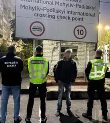 15 років жив без документів: на Полтавщині затримали та депортували громадянина Молдови