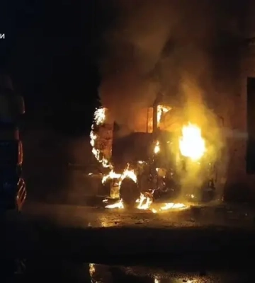 Росіяни атакували три підприємства, будинки та АЗС у Чернігівській області: є поранені 