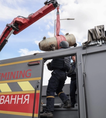 В Киеве после российской атаки обнаружили боевую часть ракеты Х-101