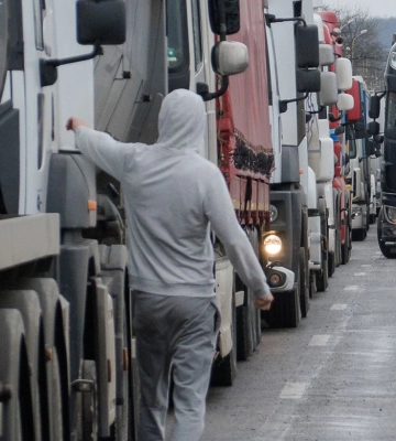 На трасі Київ – Одеса запускають експеримент у русі, який раніше був під забороною