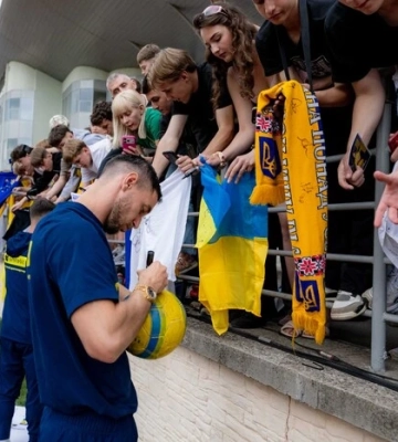 Багаторазовий чемпіон Франції повернувся до ідеї трансферу зірки збірної України – ЗМІ