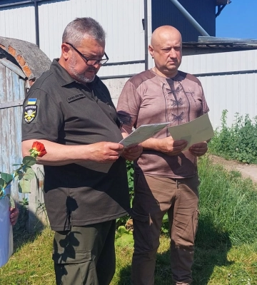На Волині батько отримав нагороду за сина-воїна, який вважається зниклим безвісти