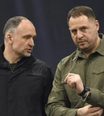 "Вероніка Феншуй" радила Єрмаку, в яку саме дату призначити Татарова в ОП, - журналіст Мокрик