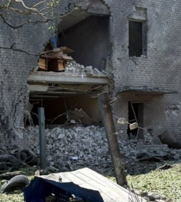 Ворог ударив авіабомбами по Слов’янську: щонайменше 7 поранених. ФОТОрепортаж