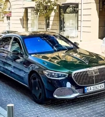 У Києві помітили Maybach за 350 тисяч доларів: хто стоїть за елітним авто