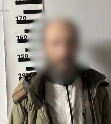 Киянин передав метадон обвинуваченому просто в залі суду: справу скеровано до суду