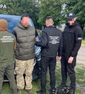 Правоохоронці заявили про затримання військового, який викрав і намагався продати дрони Генерал Черешня