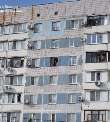 Російський дрон атакував спальний район Запоріжжя — двоє загиблих та 15 поранених