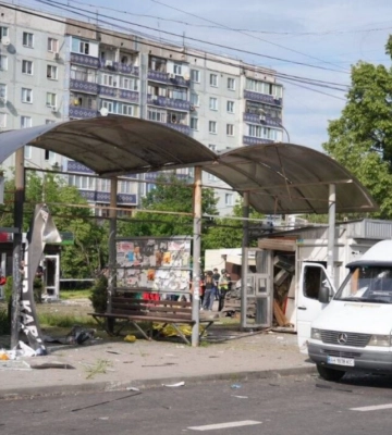 Атака БПЛА в Запорожье: беспилотник РФ попал в маршрутку