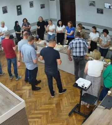 В Каменка-Бугском горсовете транслировали банкет, мэр прокомментировал скандал