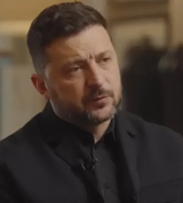 Зеленський закликав повернути прапори України на будівлі британських муніципалітетів