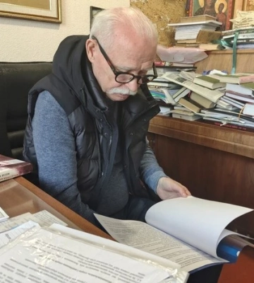 Керівник Хору Верьовки розказав, чому перевів артистів на чотириденку