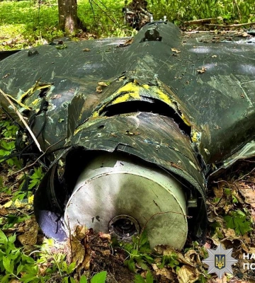 У полі на Рівненщині знешкодили ворожий дрон із бойовою частиною