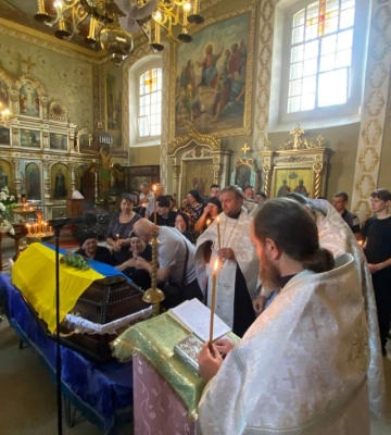 Загинув на Харківщині: на Волині поховали Героя Андрія Лепського