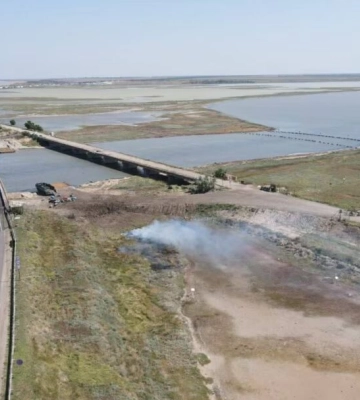 Чонгарський міст знову під атакою дронів