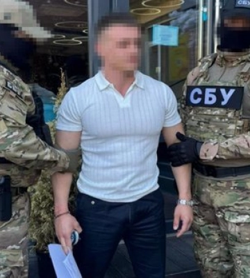 Фиктивные справки, "бронь" и бегство за границу: СБУ раскрыла новые схемы для уклоняющихся от военной службы. ФОТОрепортаж