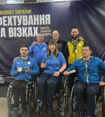 Миколаївські пара фехтувальники - серед лідерів чемпіонату України