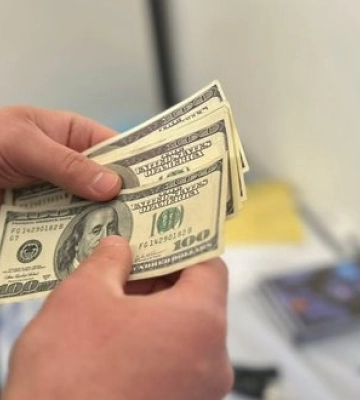 На Рівненщині судитимуть лікаря, який за хабарі допомагав оформляти відстрочку від мобілізації, - поліція. ФОТО