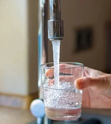 Промивка труб на Троєщині 9-10 червня: де не можна буде вживати воду з-під крана