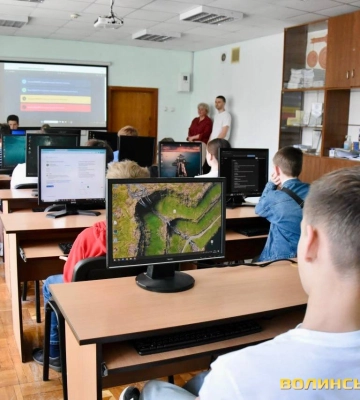 Відкрита наука для дітей: у Луцьку тривають літні інтенсиви «Малого університету». Фото