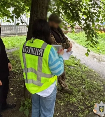 «Или платишь, или штурм»: сотрудника ТЦК задержали за вымогательство взятки у матери солдата