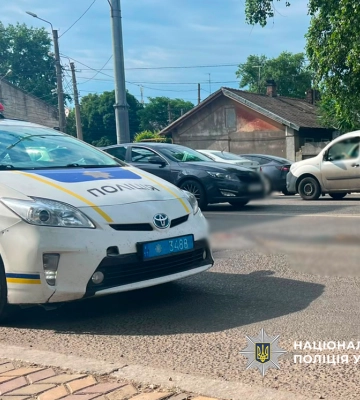 В Одесі літній водій вантажного автомобіля скоїв наїзд на літню ж жінку, - поліція