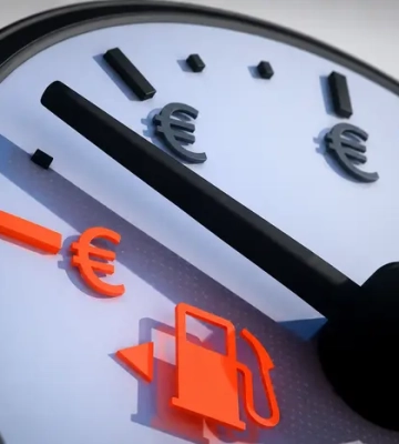 Дорогий бензин змусив європейців їздити менше - FT