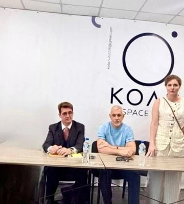 Оккупанты забрали дом или квартиру: как жителям Мелитополя подать заявление в Международный уголовный суд (видео, фото)