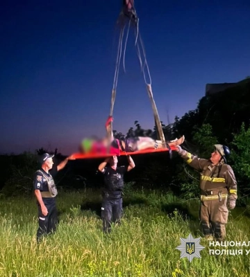 На Одещині чоловіка привалило бетонною плитою: операція з порятунку тривала майже дві години, - ФОТО, ВІДЕО