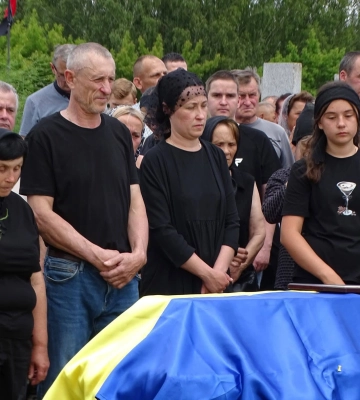 На Волині поховали 26-річного Героя Сергія Самолюка, який понад рік вважався зниклим безвісти