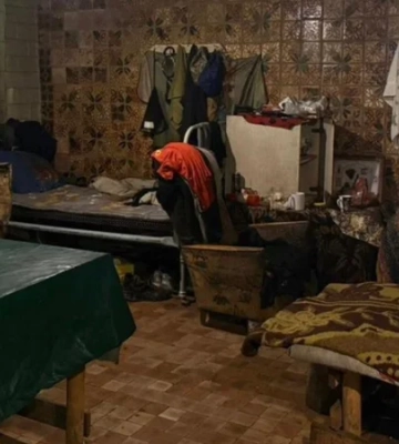 Жили в непридатних умовах. У Києві четверо осіб тримали людей у «трудовому рабстві» — Офіс Генпрокурора