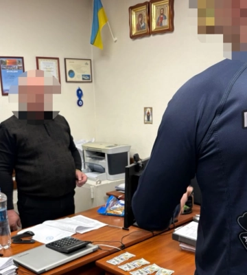 Адвокат на Волині отримав 3500 доларів за обіцянку домовитися про м’якший вирок