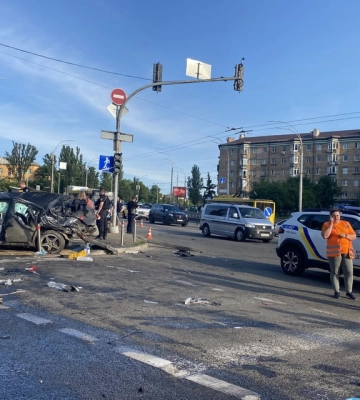 Женщина "не имела шансов", а мальчик погиб возле дома: СМИ раскрыли новые подробности ДТП в Киеве