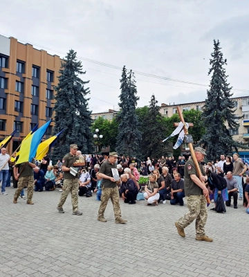 Помер внаслідок важкого поранення: на Волині провели у вічність 27-річного Героя Артема Кузьмичука
